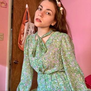 Gorgeous Vintage Prairie Dress